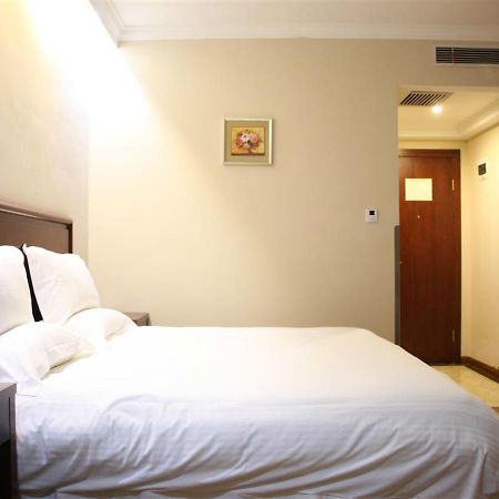 Greentree Inn Beijing Daxing Xingye Street Liyuan Business Hotel Екстер'єр фото